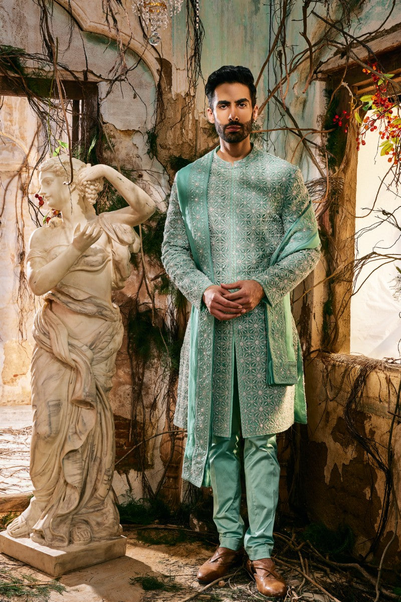 Hatchedline Sherwani set
